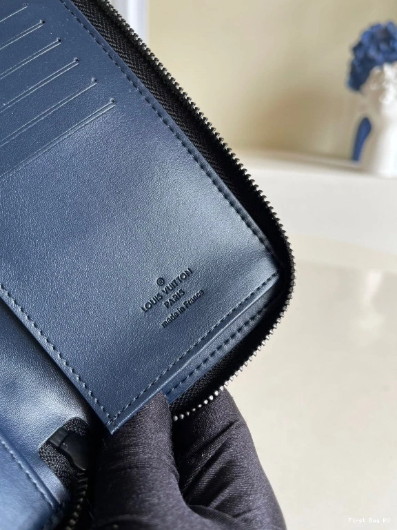First bags ru reviews VUITTON ZIPPY LOUIS WALLET 0812